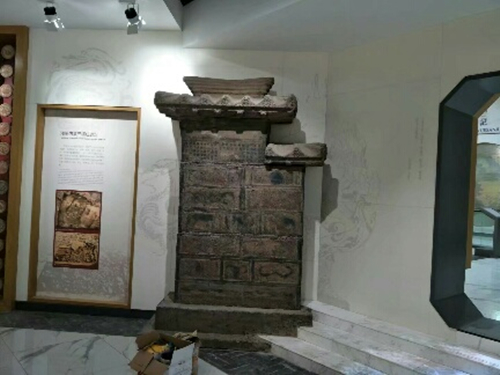 文化館漢闕復原模型
