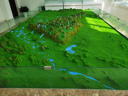 河南大學(xué)教學(xué)地形沙盤模型